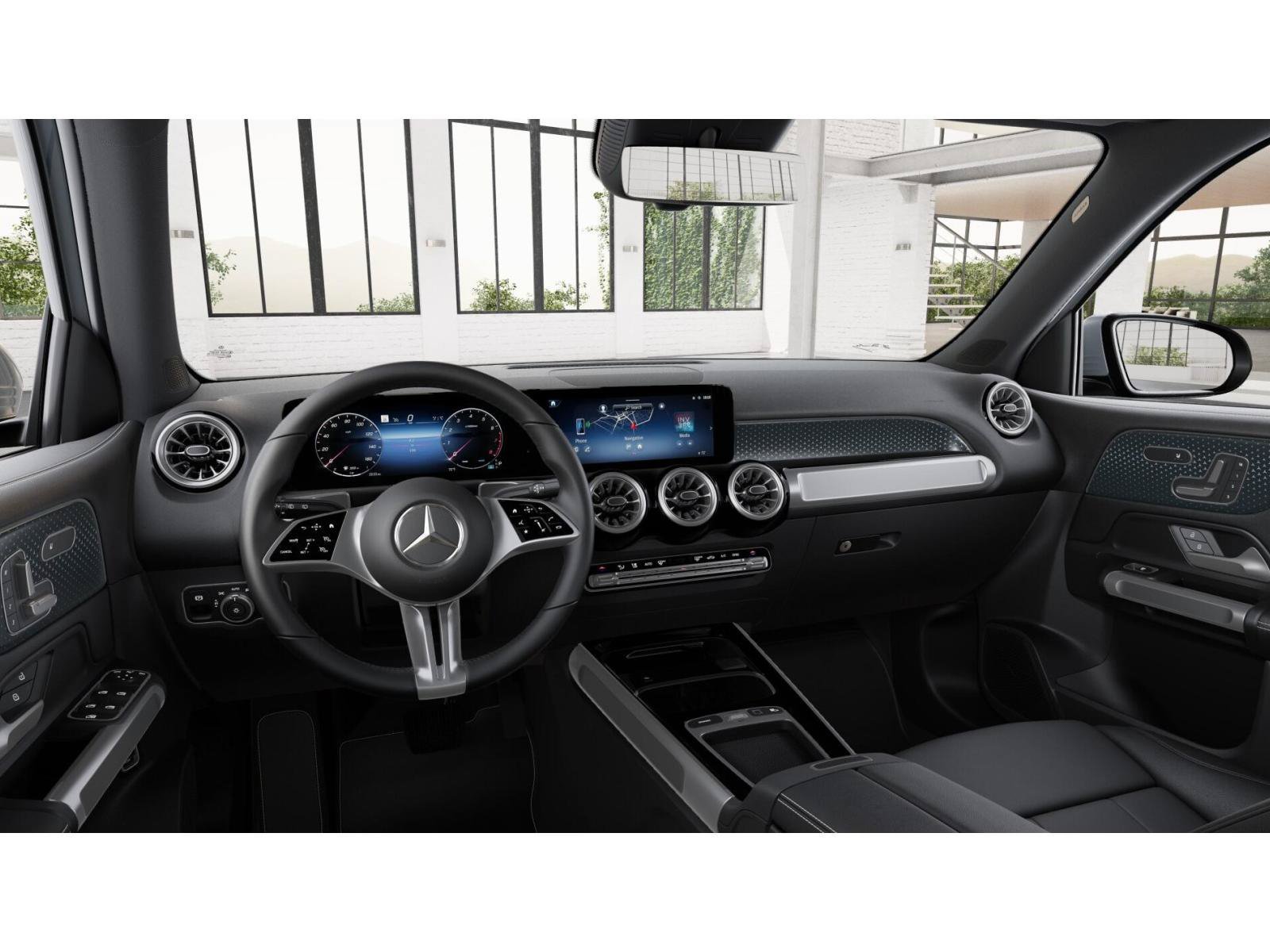 Used 2026 Cirrus Silver Metallic Mercedes-Benz GLB 250 image 3
