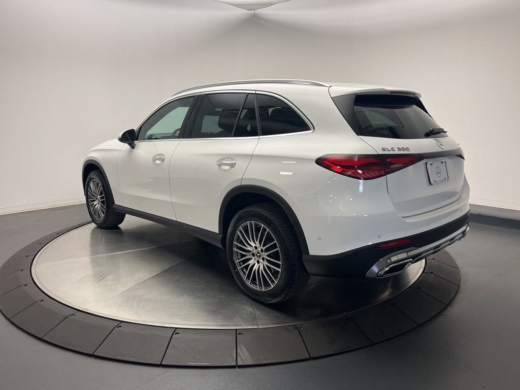 Used 2026  Mercedes-Benz GLC 300 image 5