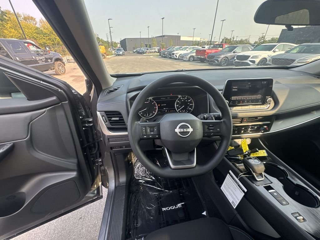 2026 Nissan Rogue S - Photo 14