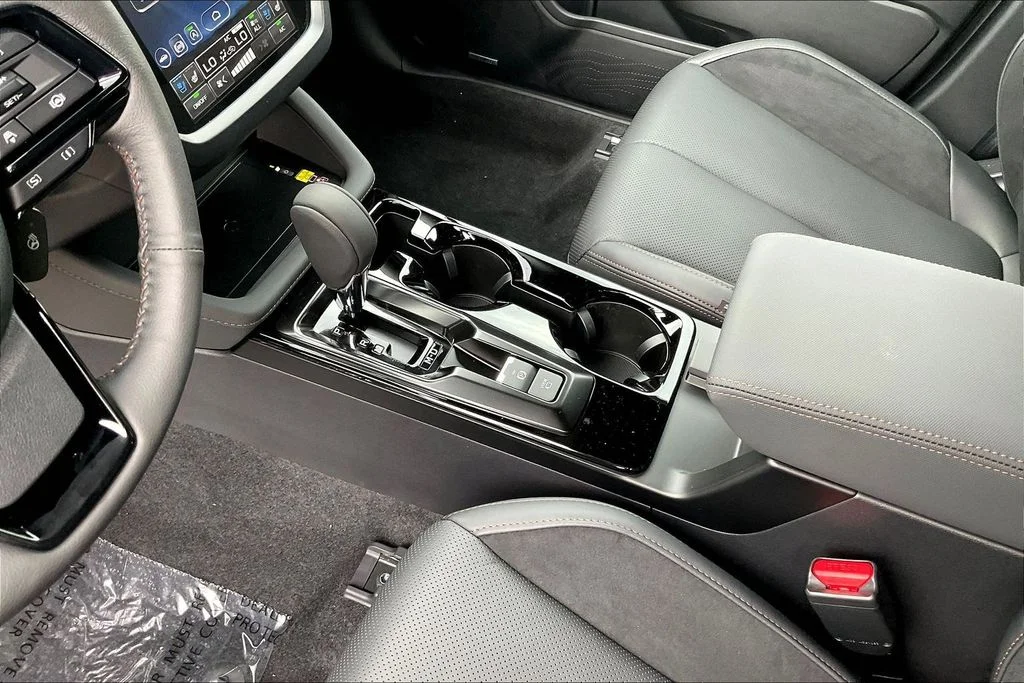 New 2026 MAGNETITE GRAY METALLIC Subaru Touring image 9