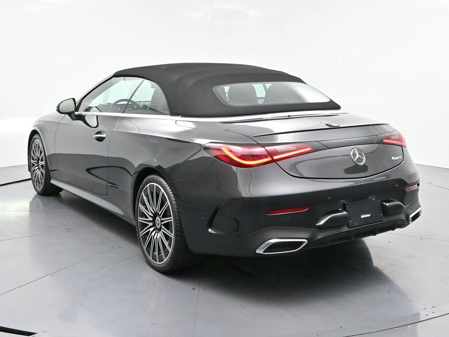 Used 2026 Graphite Gray Metallic Mercedes-Benz CLE 300 image 5