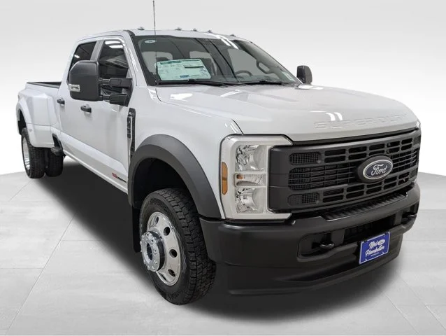 New 2026 Oxford White Ford F-450® XL image 57