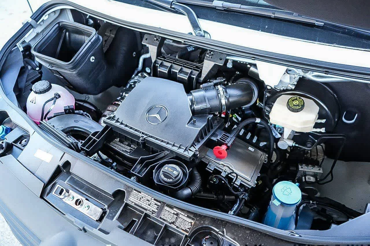 New 2026 Arctic White Mercedes-Benz Cargo 170WB High Roof RWD 2.0L I4 Diesel Turbo SO image 25