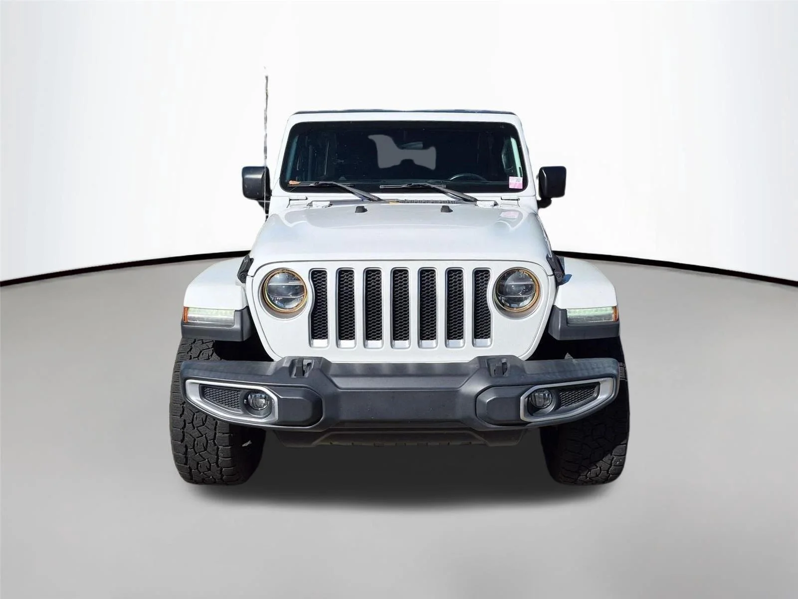 Used 2018 Bright White Clearcoat Jeep Sahara image 9