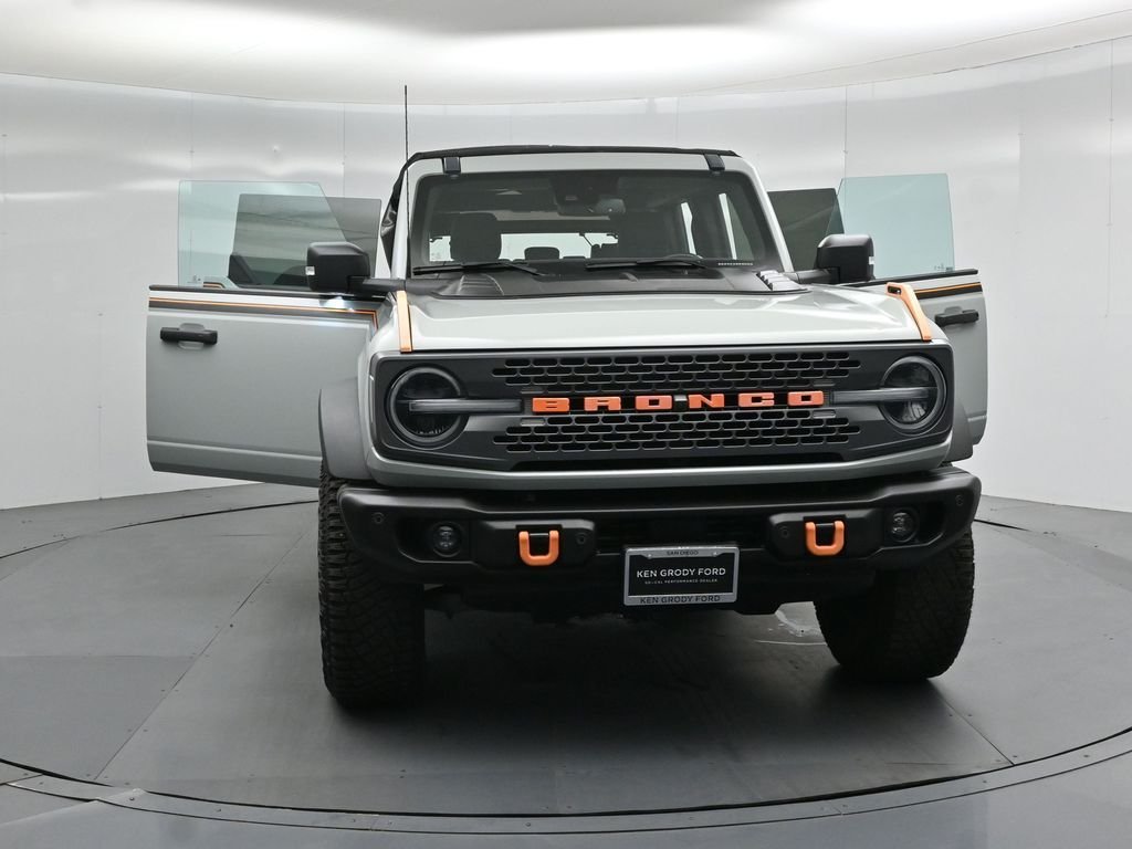Certified Used 2023 Gray Ford Badlands image 31