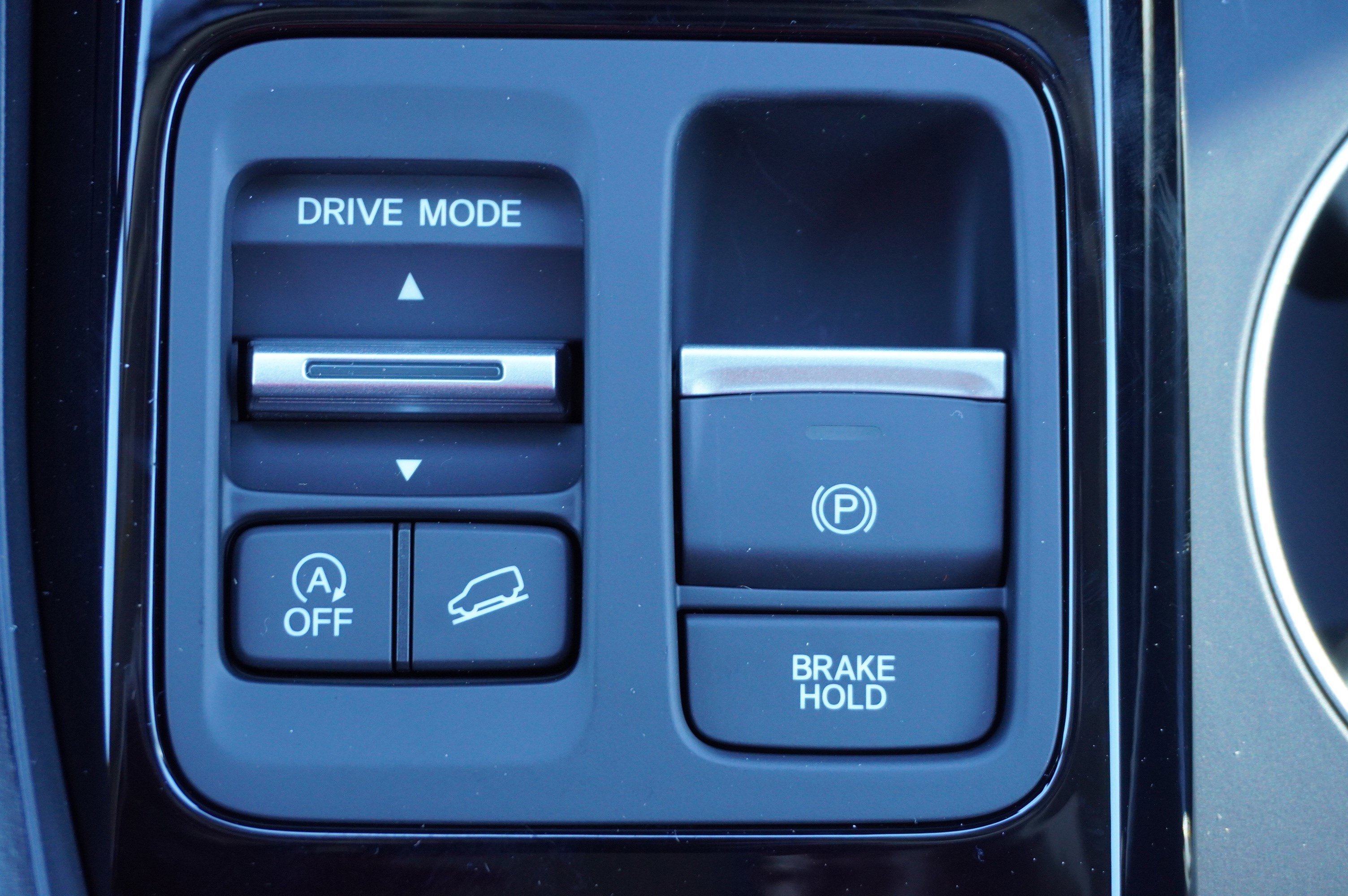 2025 Honda Pilot EX-L - Photo 11