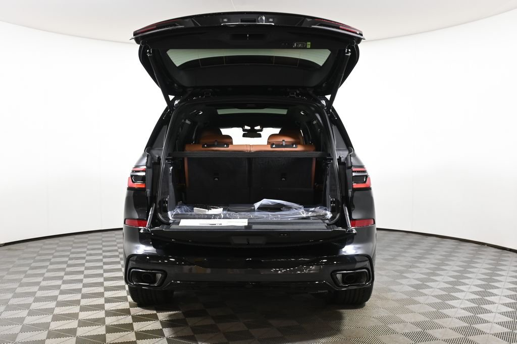 Used 2027 Black Sapphire Metallic BMW xDrive40i image 37