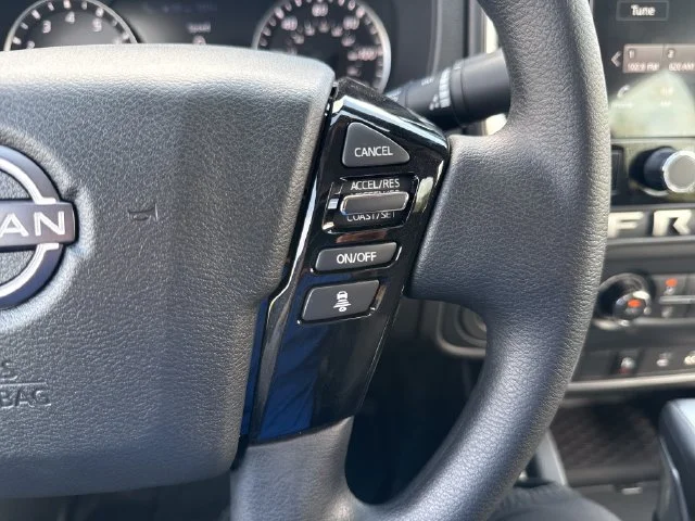 New 2027 Glacier White Nissan Crew Cab SV image 30