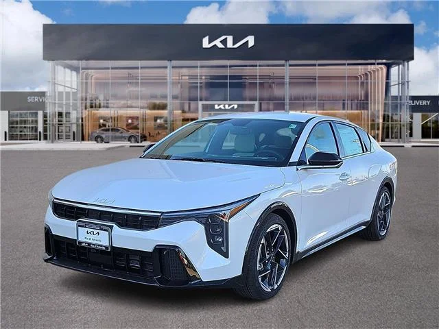 New 2026 Snow White KIA GT-Line (IVT) image 1