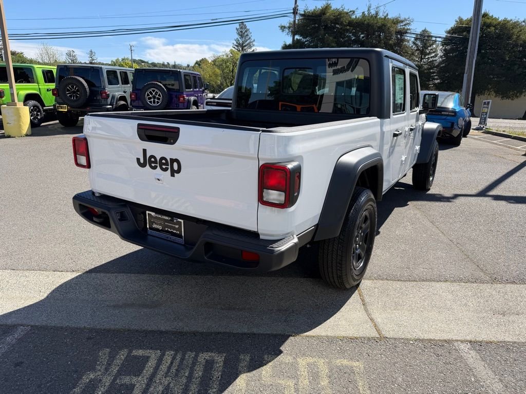 New 2026 Bright White Clear-Coat Exterior Paint Jeep Sport image 5