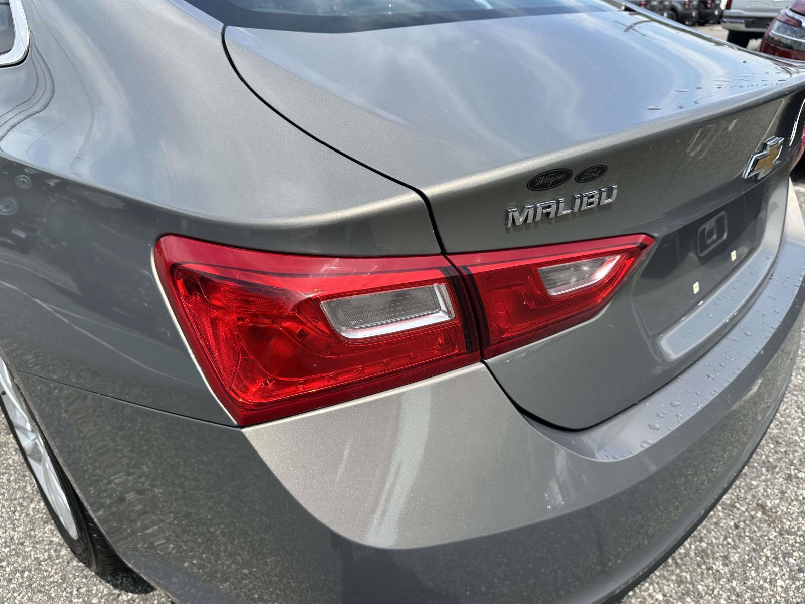 Used 2017 Pepperdust Metallic Chevrolet LT image 10