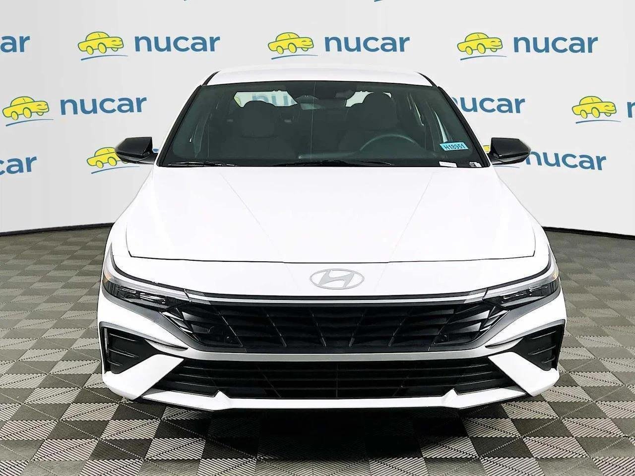 2026 Hyundai Elantra — photo 3