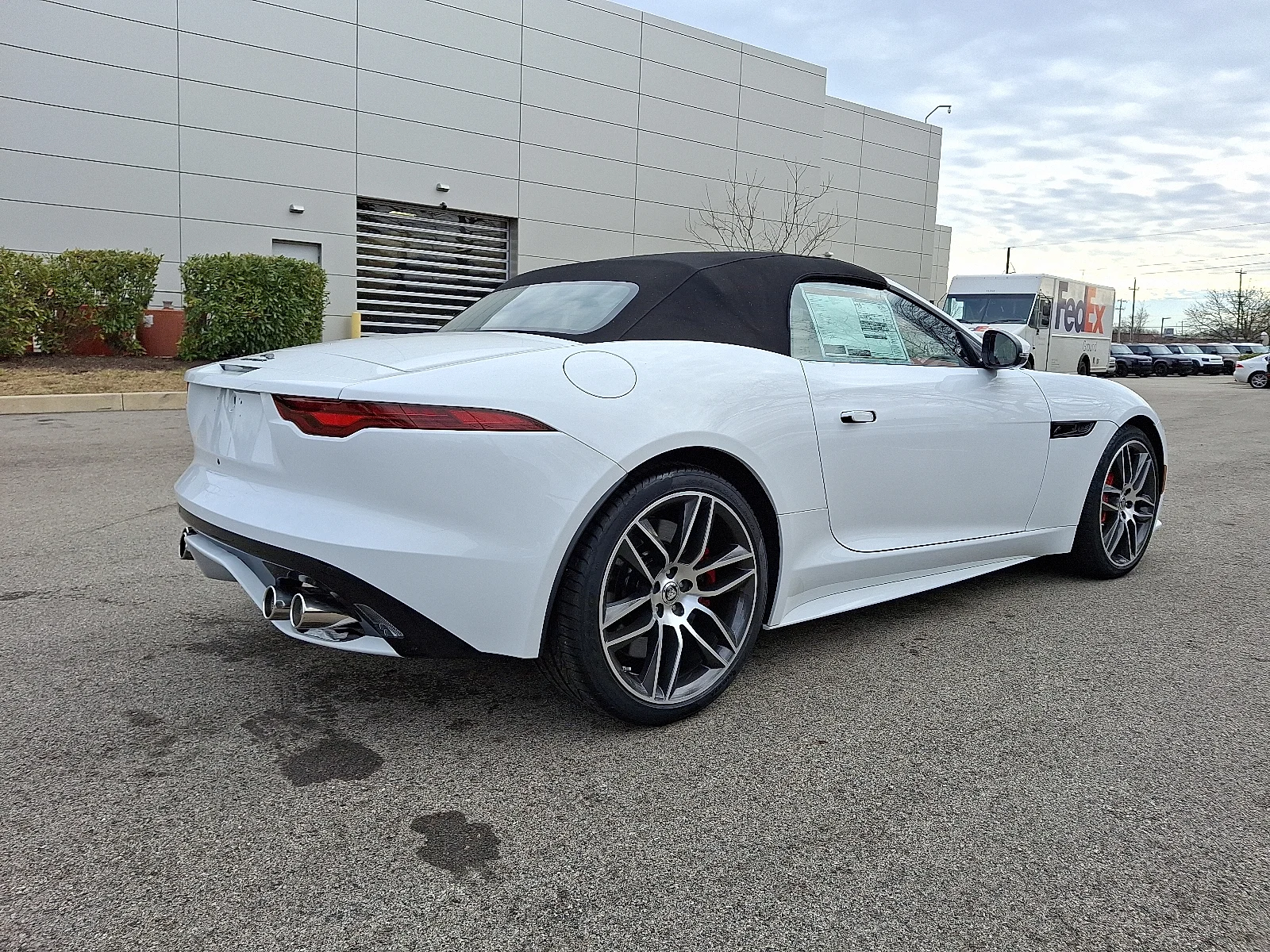 New 2024 Fuji White Jaguar P450 R-Dynamic RWD Automatic image 4