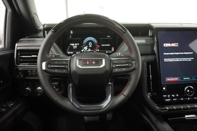 2026 GMC Yukon AT4 Ultimate - Photo 32