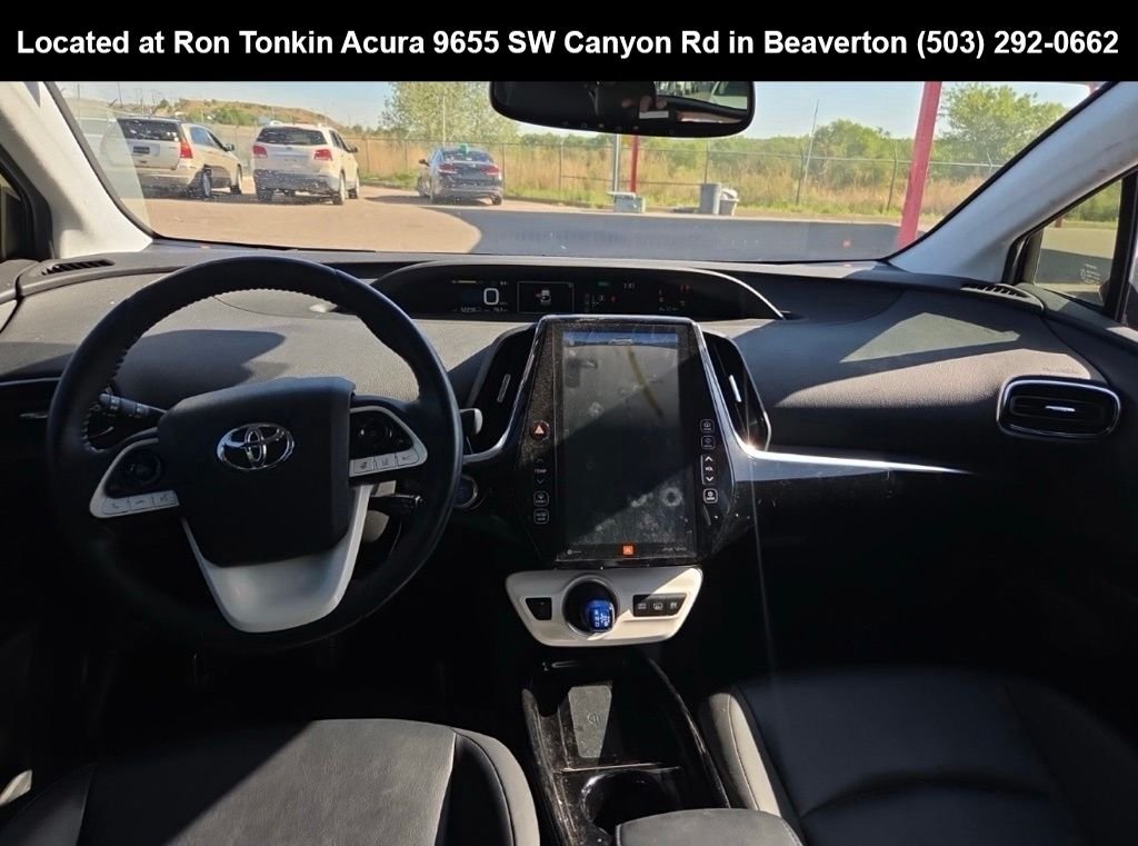 Used 2018 Hypersonic Red Toyota Advanced image 9
