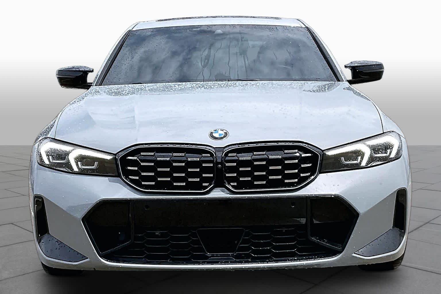 Used 2025 Brooklyn Grey Metallic BMW M340i image 4