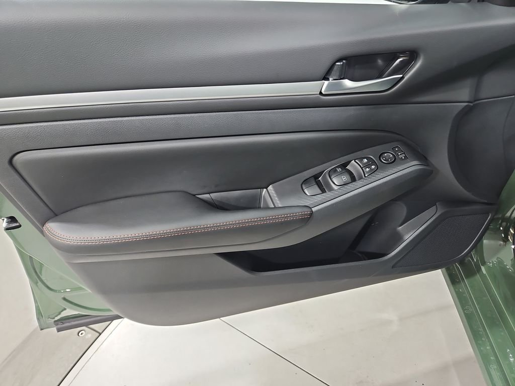 New 2026 Green Nissan 2.5 SR image 11