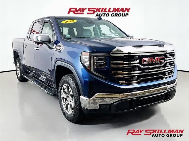2023 GMC Sierra 4WD Crew Cab Short Box SLT's photo