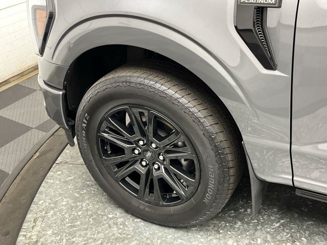 Used 2024 Carbonized Gray Metallic Ford Platinum image 39