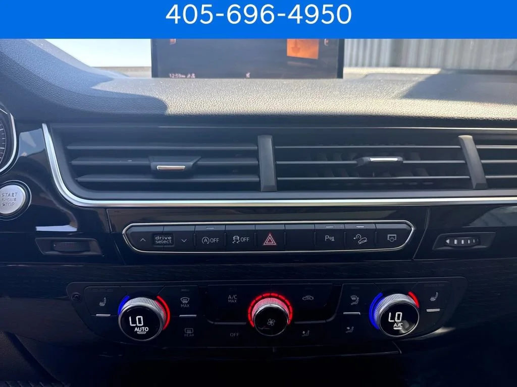 Pre-Owned 2019 Audi Q7 SE Premium