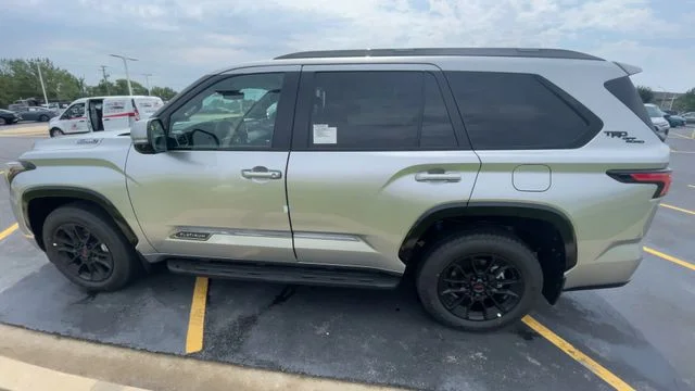 New 2026 Celestial Silver Metallic Toyota  Platinum image 7