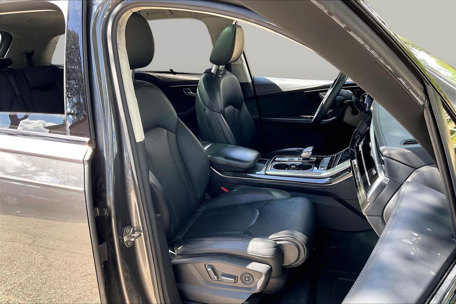 Used 2020 GREY Audi Prestige image 8