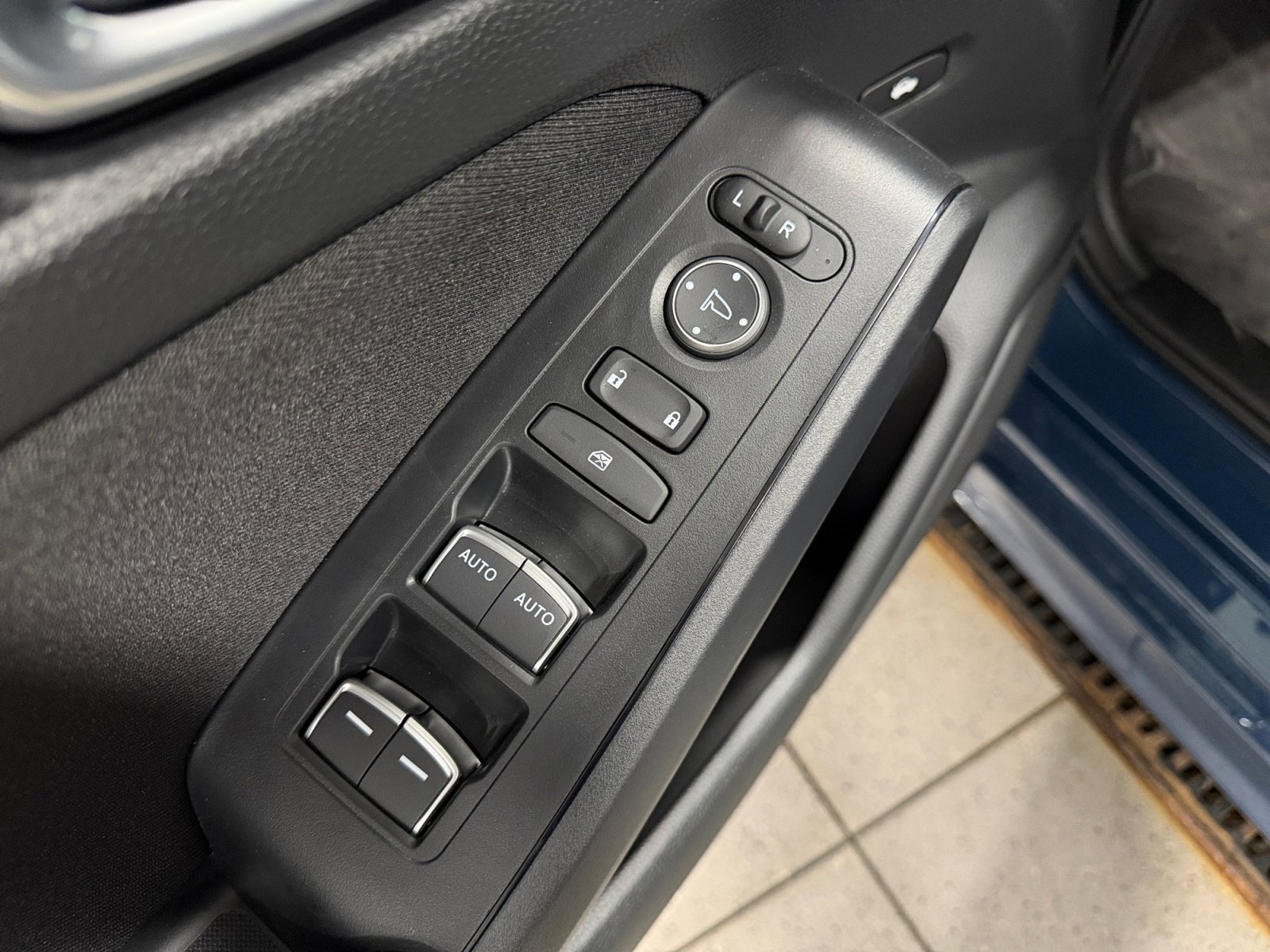 2026 Honda Civic Sport - Photo 25