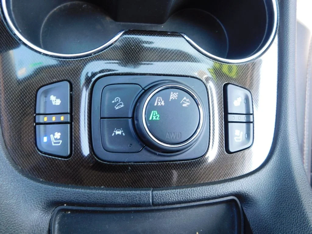 Used 2021 Midnight Blue Metallic GMC AT4 image 43