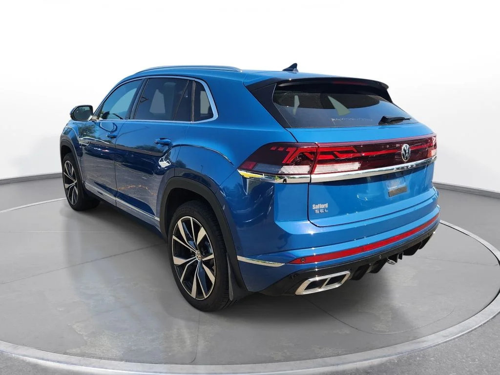 Used 2025 Blue Volkswagen 2.0T SEL Premium R-Line image 10
