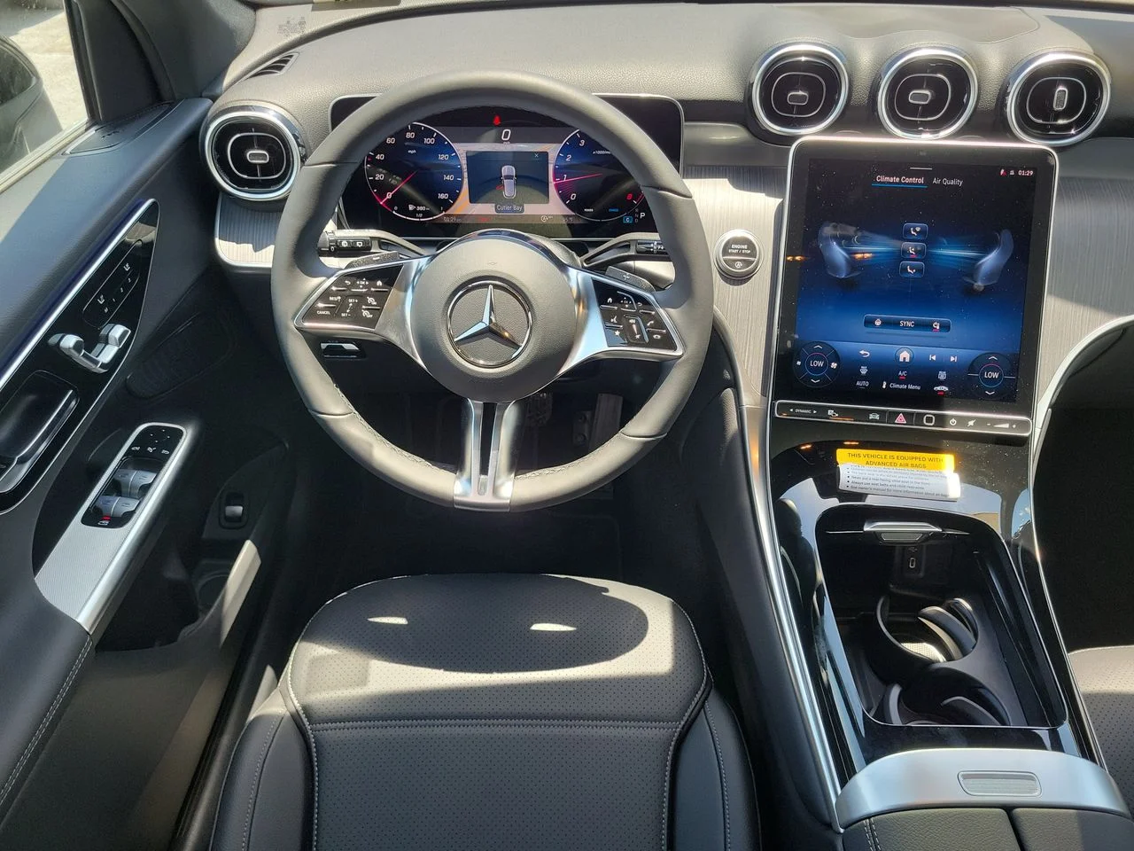 New 2026 Black Mercedes-Benz GLC 300 image 16