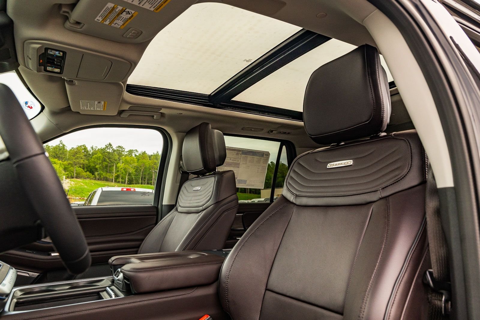 New 2026 Agate Black Metallic Ford Platinum® image 23