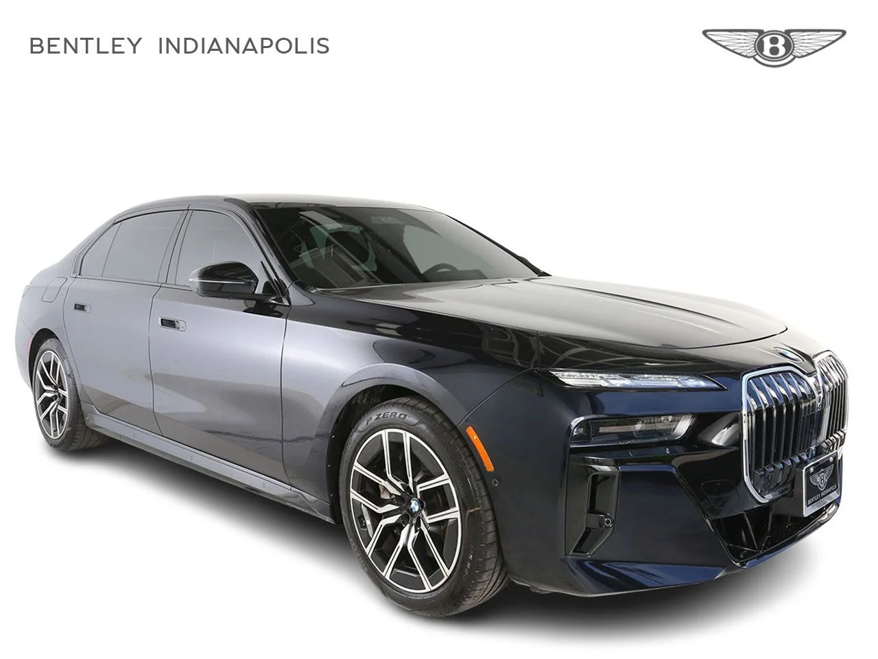 Used 2023 Black BMW 760i xDrive image 1