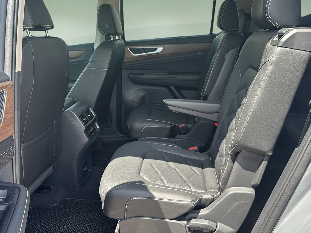 New 2026 Gray Volkswagen 2.0T SE w/Technology image 16