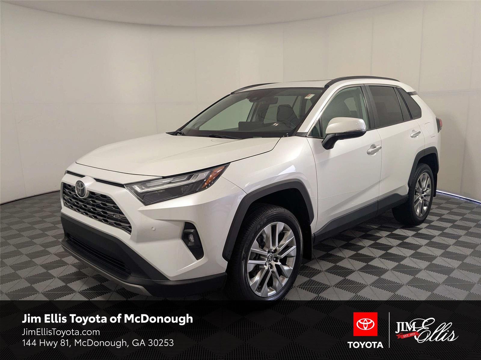 Certified Used 2024 Wind Chill Pearl Toyota Limited image 1