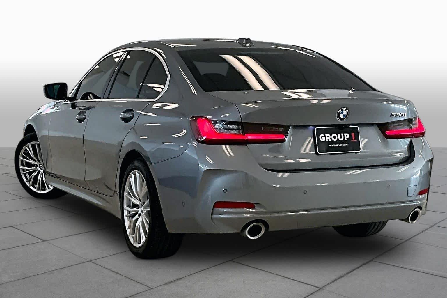 Used 2024 Skyscraper Grey Metallic BMW 330i image 10