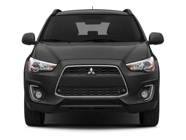 Used 2014  Mitsubishi ES image 4