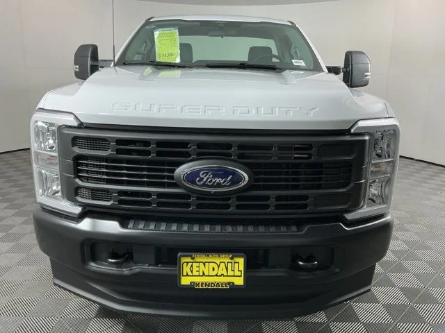 New 2026 Oxford White Ford XL image 2