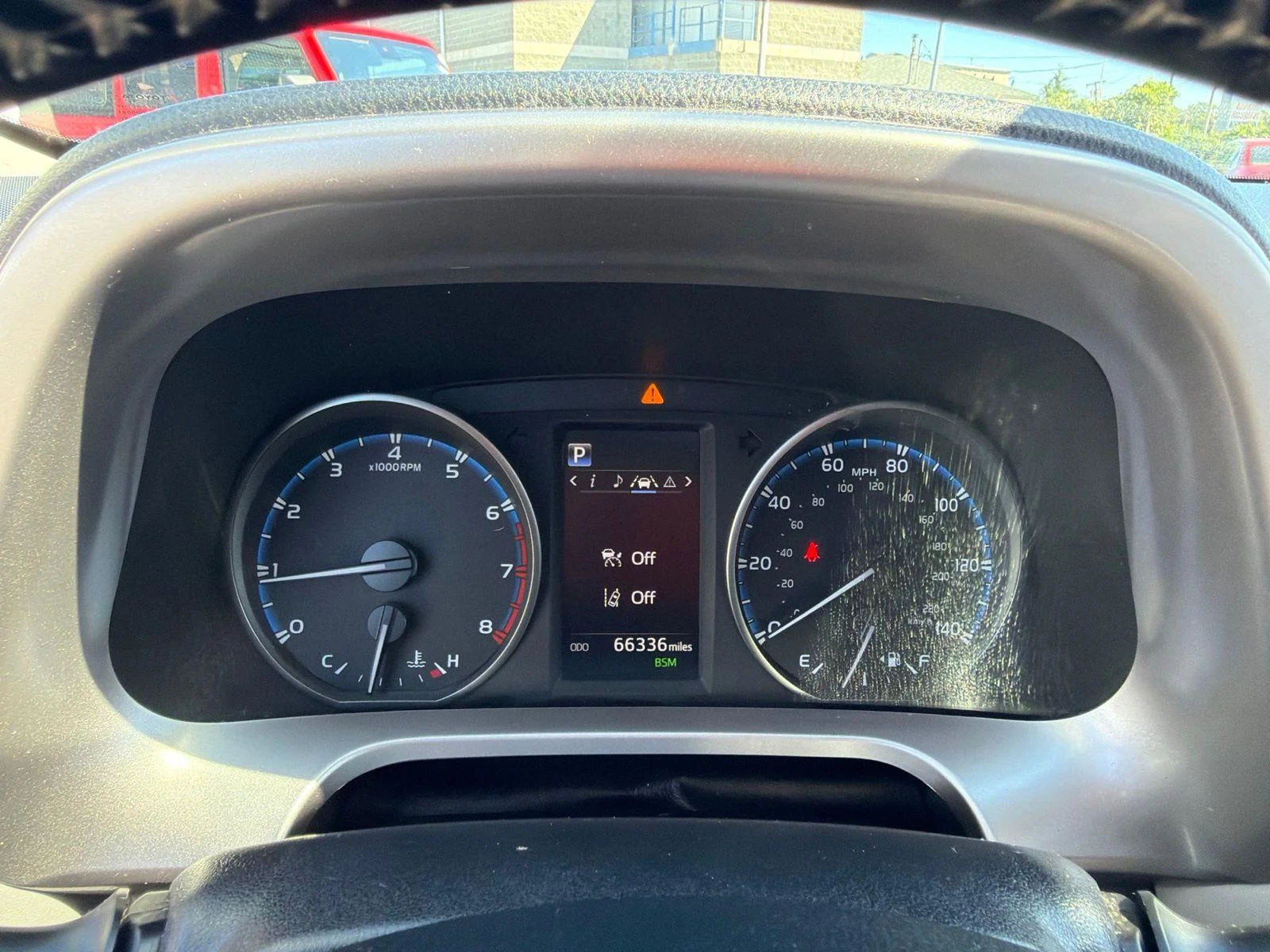 2018 Toyota RAV4 XLE - Photo 25