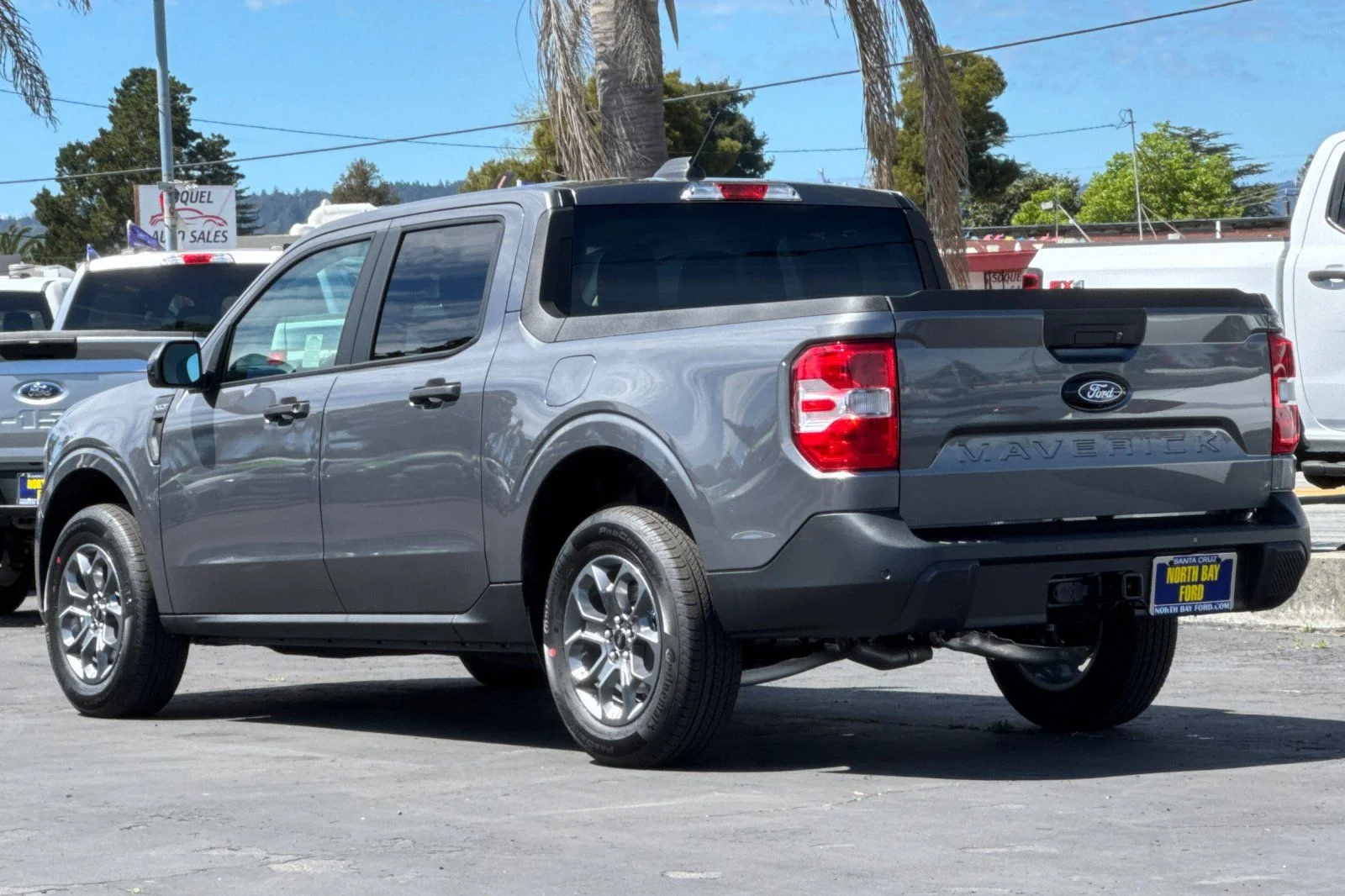 New 2026 Carbonized Gray Metallic Ford XLT image 6