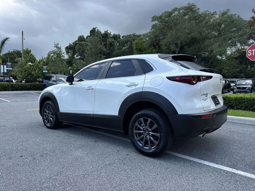 Used 2023 Snowflake White Pearl Mica Mazda 2.5 S image 26
