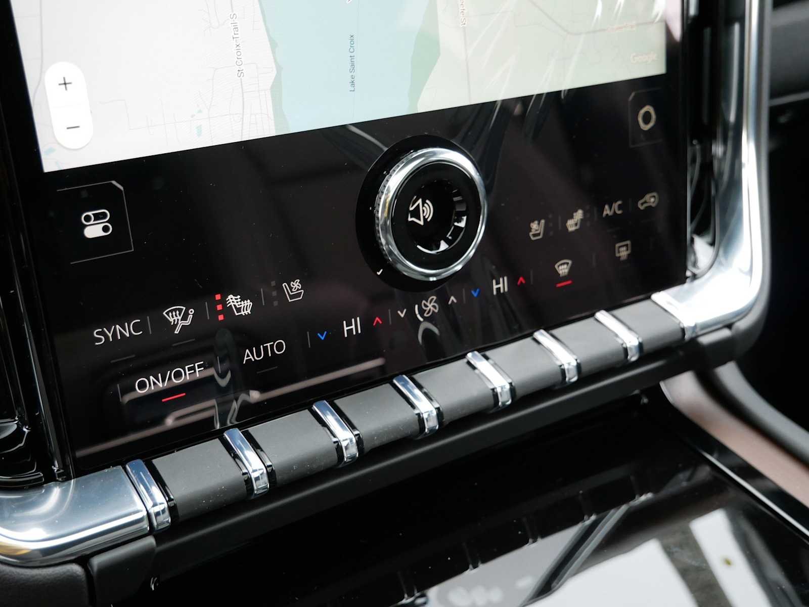 2026 GMC Yukon XL Denali - Photo 19