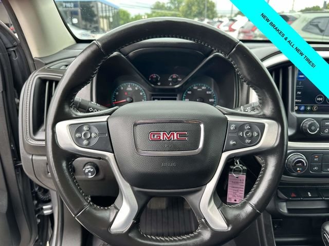 Used 2022 Gray GMC Elevation image 17