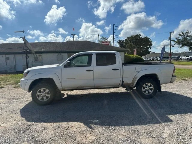 Used 2009 White Toyota PreRunner image 8