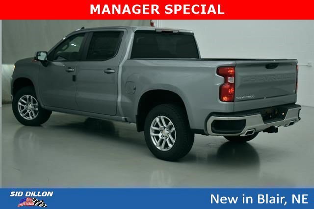 New 2026 Sterling Gray Metallic Chevrolet LT image 14