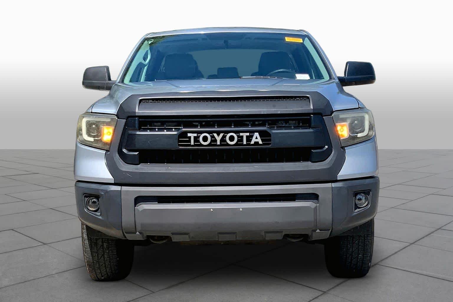 Used 2014 Silver Sky Metallic Toyota SR image 4