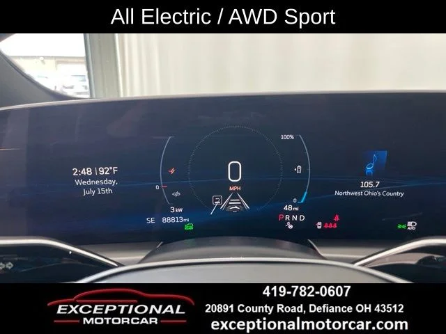 Used 2024 White Cadillac Sport image 39