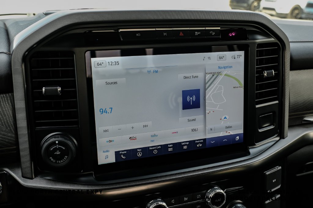 Used 2023 White Ford Platinum image 19