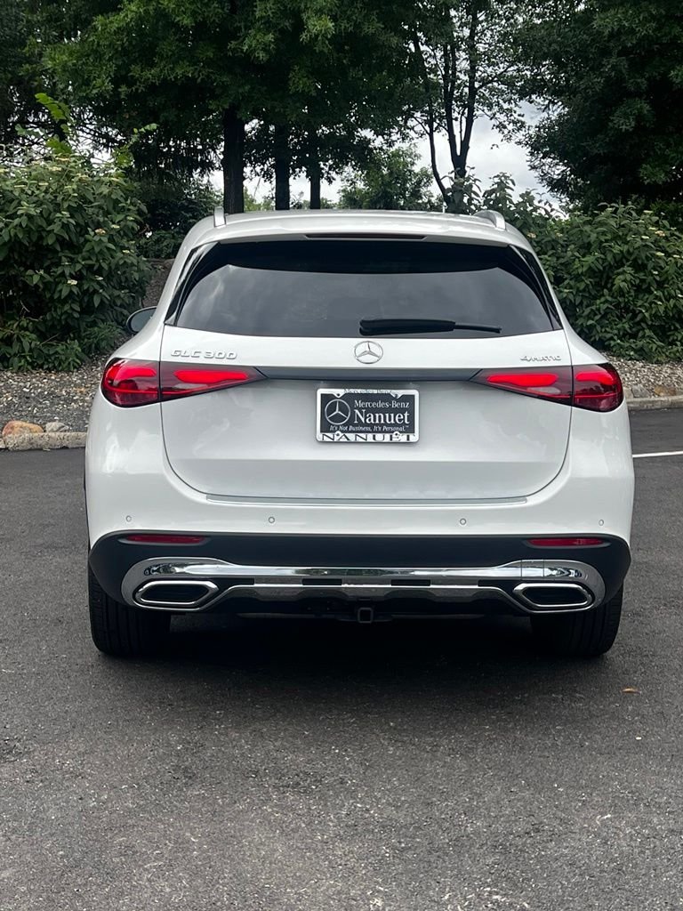 Used 2023 White Mercedes-Benz GLC 300 image 6