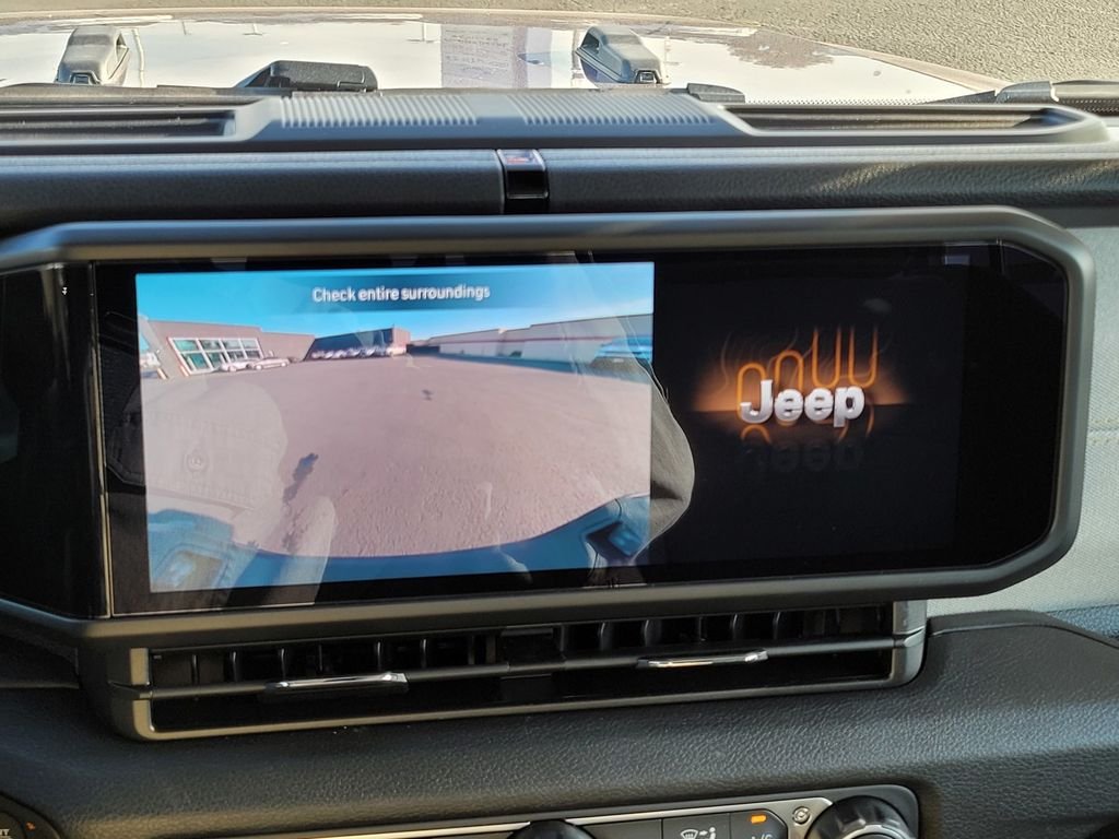 New 2026 Reign Exterior Paint Jeep Sport image 9