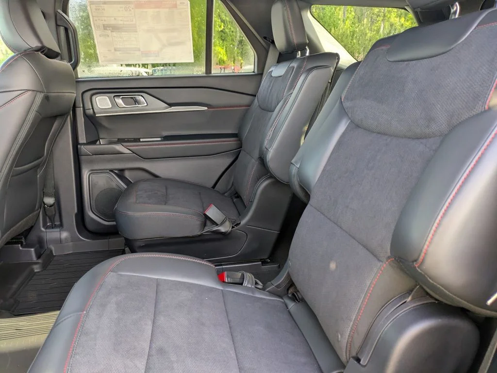 New 2026 Agate Black Metallic Ford ST image 16